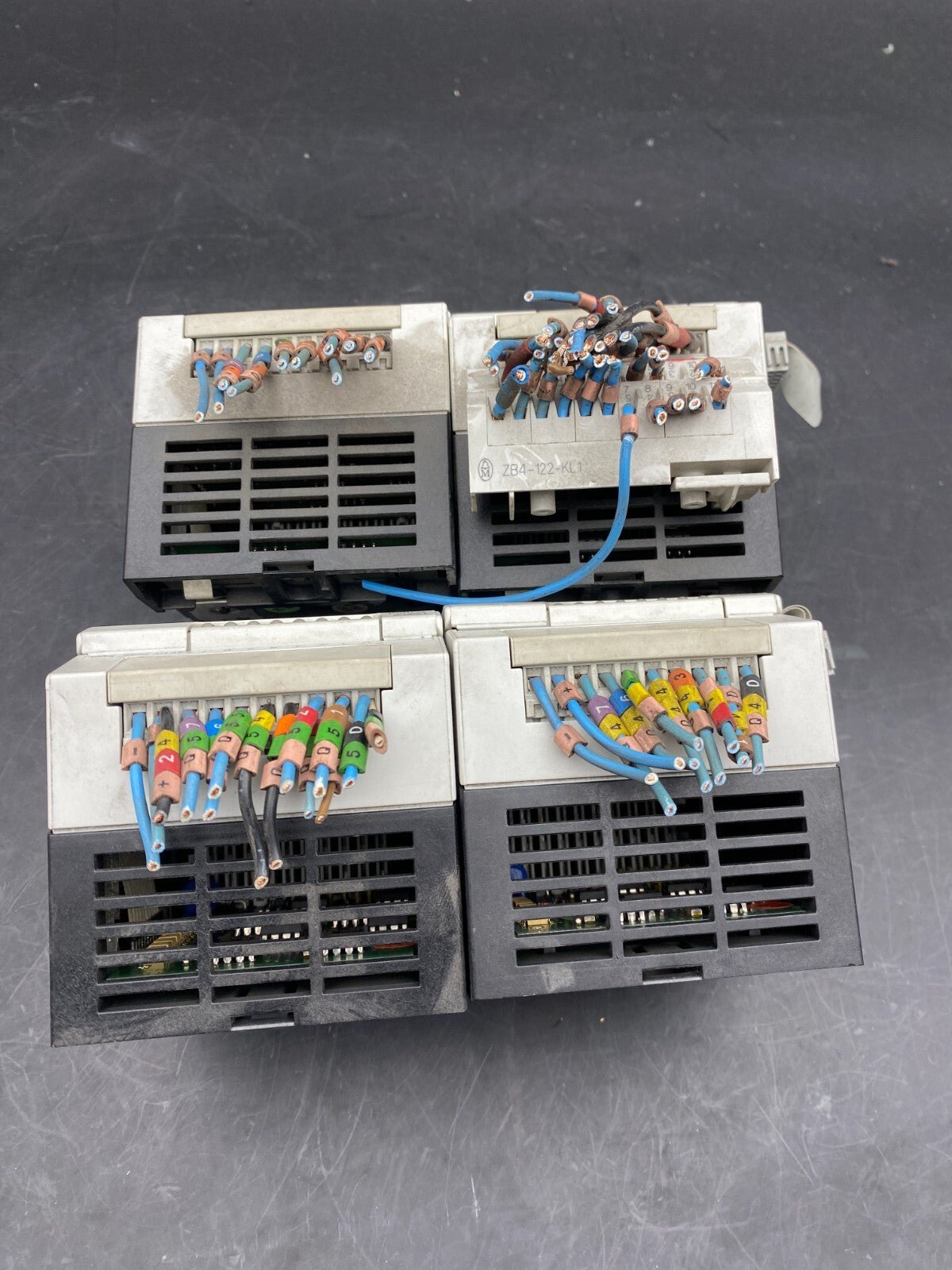1pc x MOELLER LE4 - 116 - XD1 EXPANSION MODULE - KLR Automation