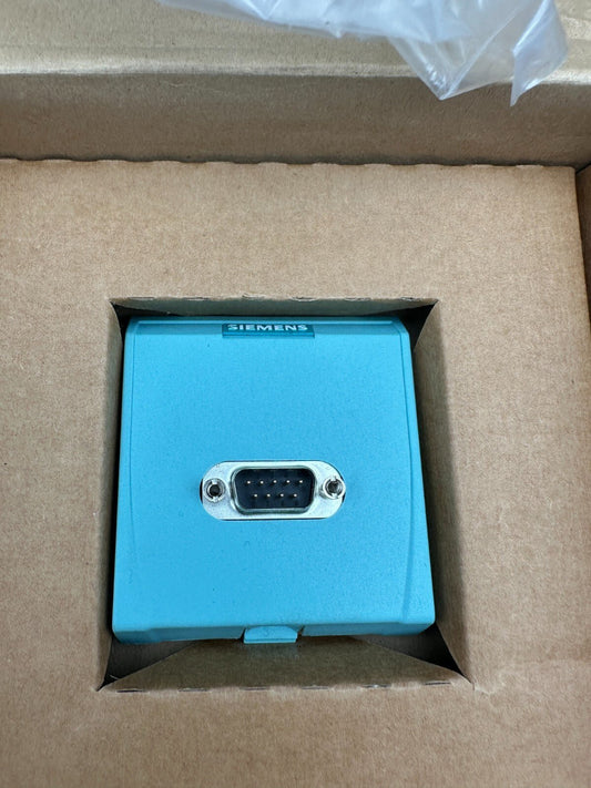 SIEMENS 6SL3255 - 0AA00 - 2AA0 SINAMICS G110/120 PC KIT PC CONNECTION KIT - KLR Automation