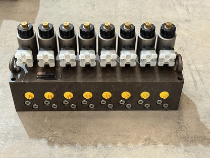 R901067189   Bosch Rexroth  valve agev5-33594-aa/g24n9k4m/j26