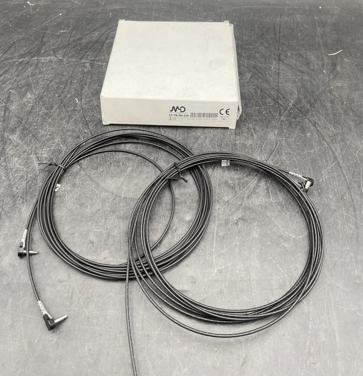 MICRODETECTORS CF/TR - M4 - 210 COAXIAL OPTICAL FIBRES x2pc - KLR Automation