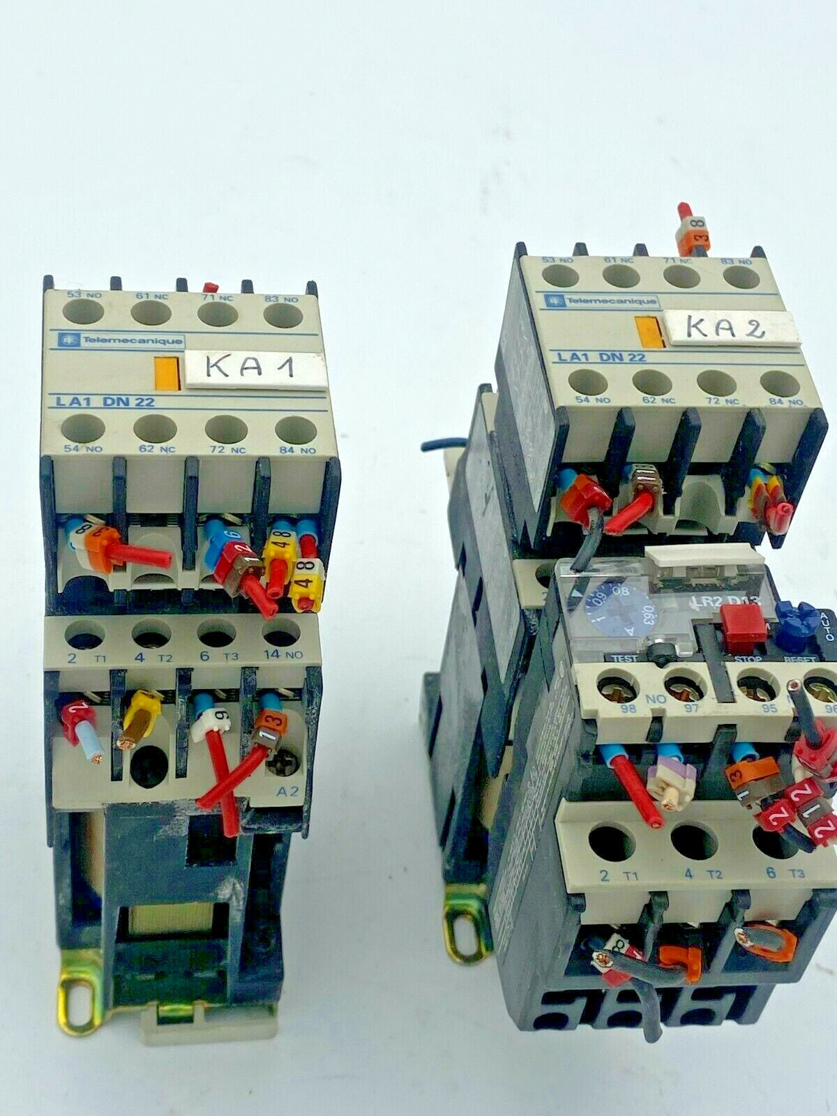 2pc x Telemecanique LA1DN22 +1 LR2D13