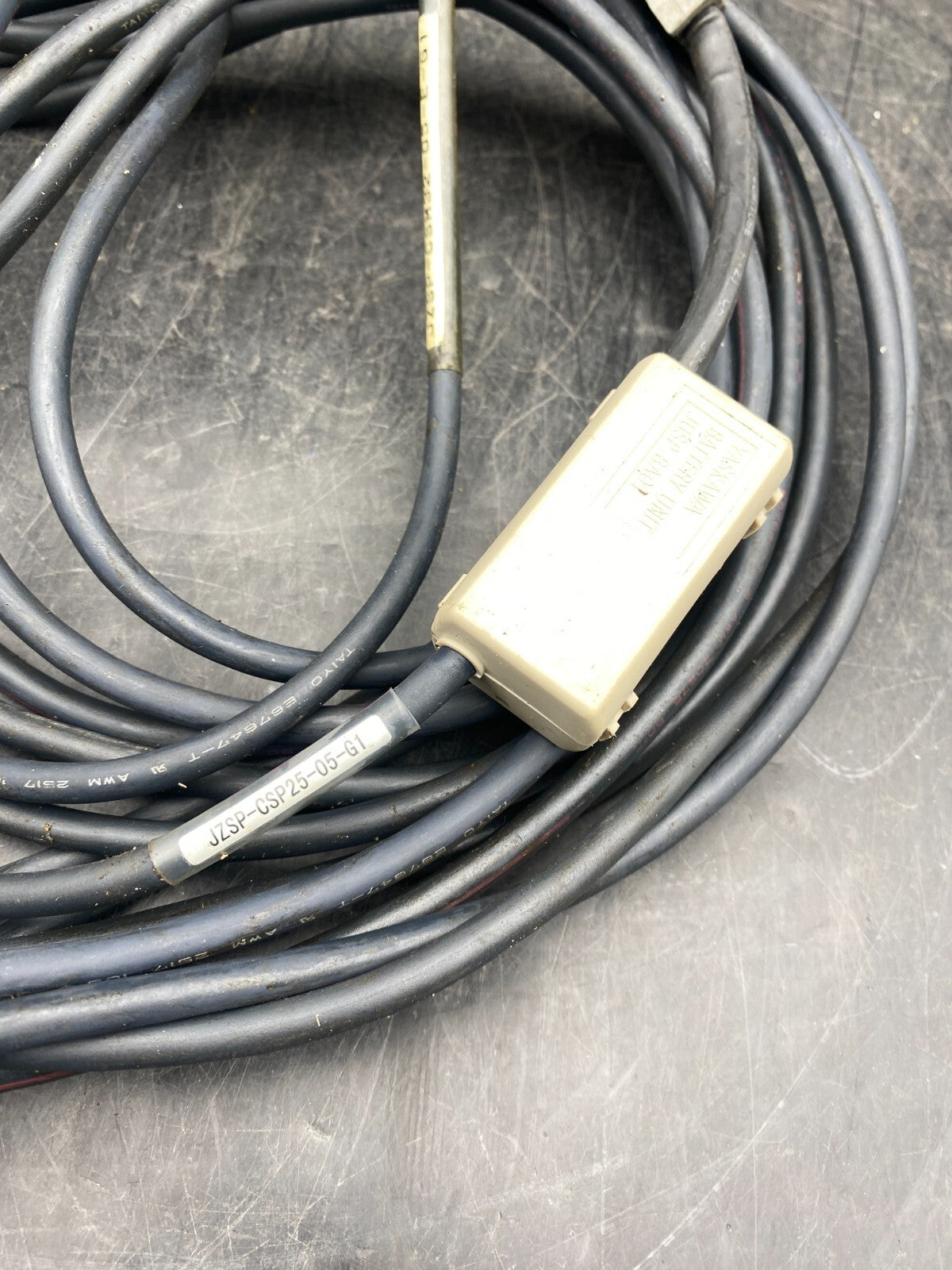 OMRON SGMAV-04A3A6C 400W 200V 2.6A 1.27 Nm 3000 tr/min 3PH + CABLE 5M x1pc