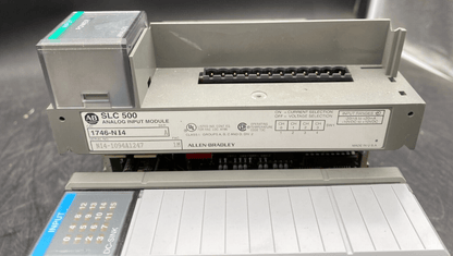 ALLEN BRADLEY SLC 500 1746 - IB32+ 1746 - NI4 + 1746 - 0B16 + 1746 - NIO41 + 1746 - A10 - KLR Automation