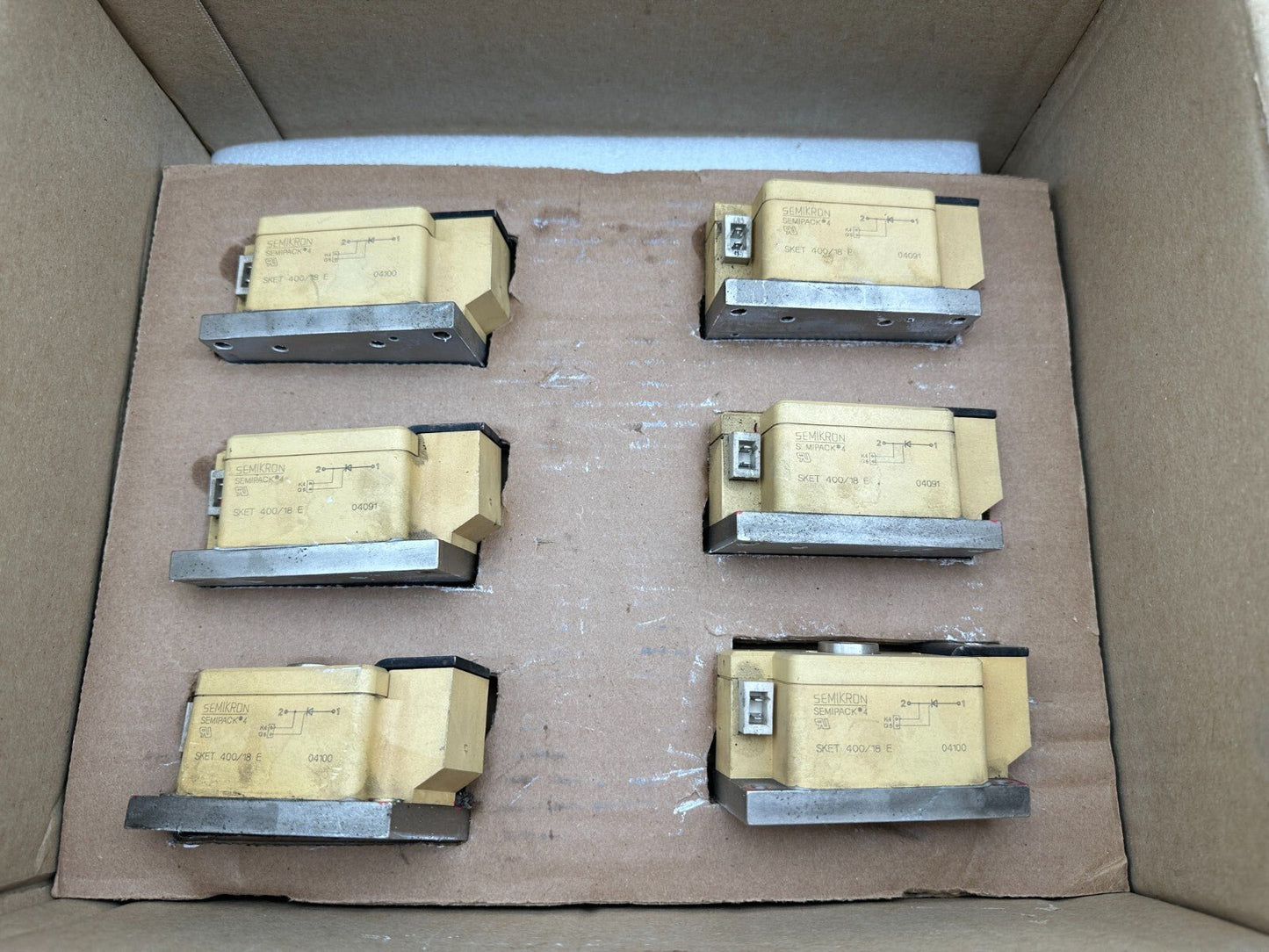 SEMIKRON THYRISTOR SEMIPACK 4 SKET 400/18 E 04100 x1pc - KLR Automation