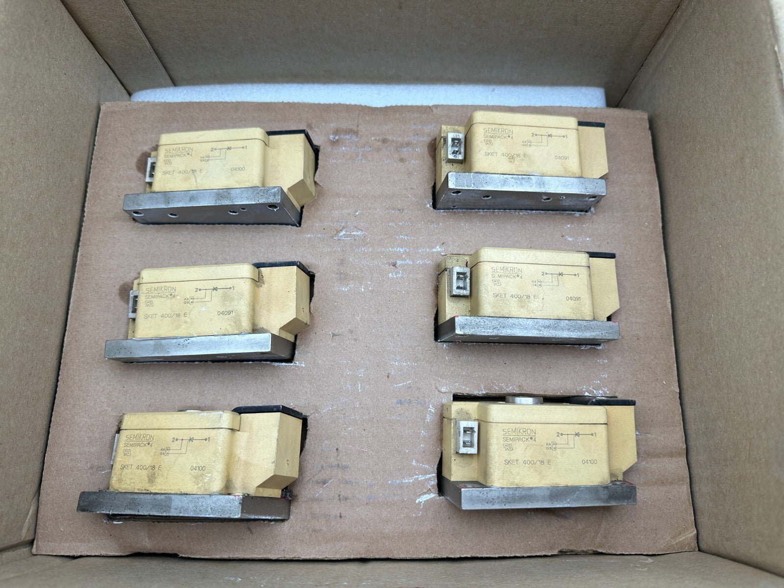 SEMIKRON THYRISTOR SEMIPACK 4 SKET 400/18 E 04100 x1pc - KLR Automation