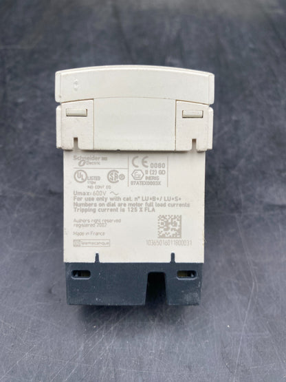 LOT OF 6 SCHNEIDER ELECTRIC LUCAX6FU 110-240V CONTROL UNIT