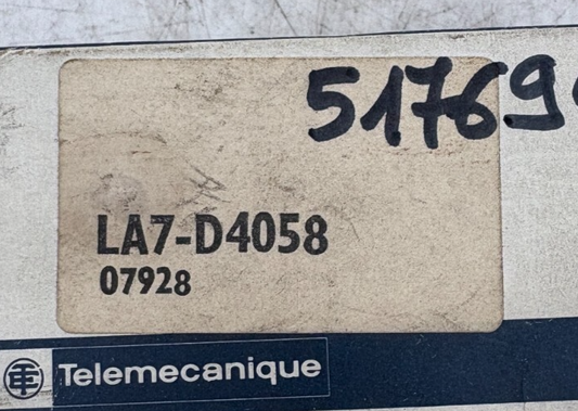 TELEMECANIQUE LA7-D4058 x1