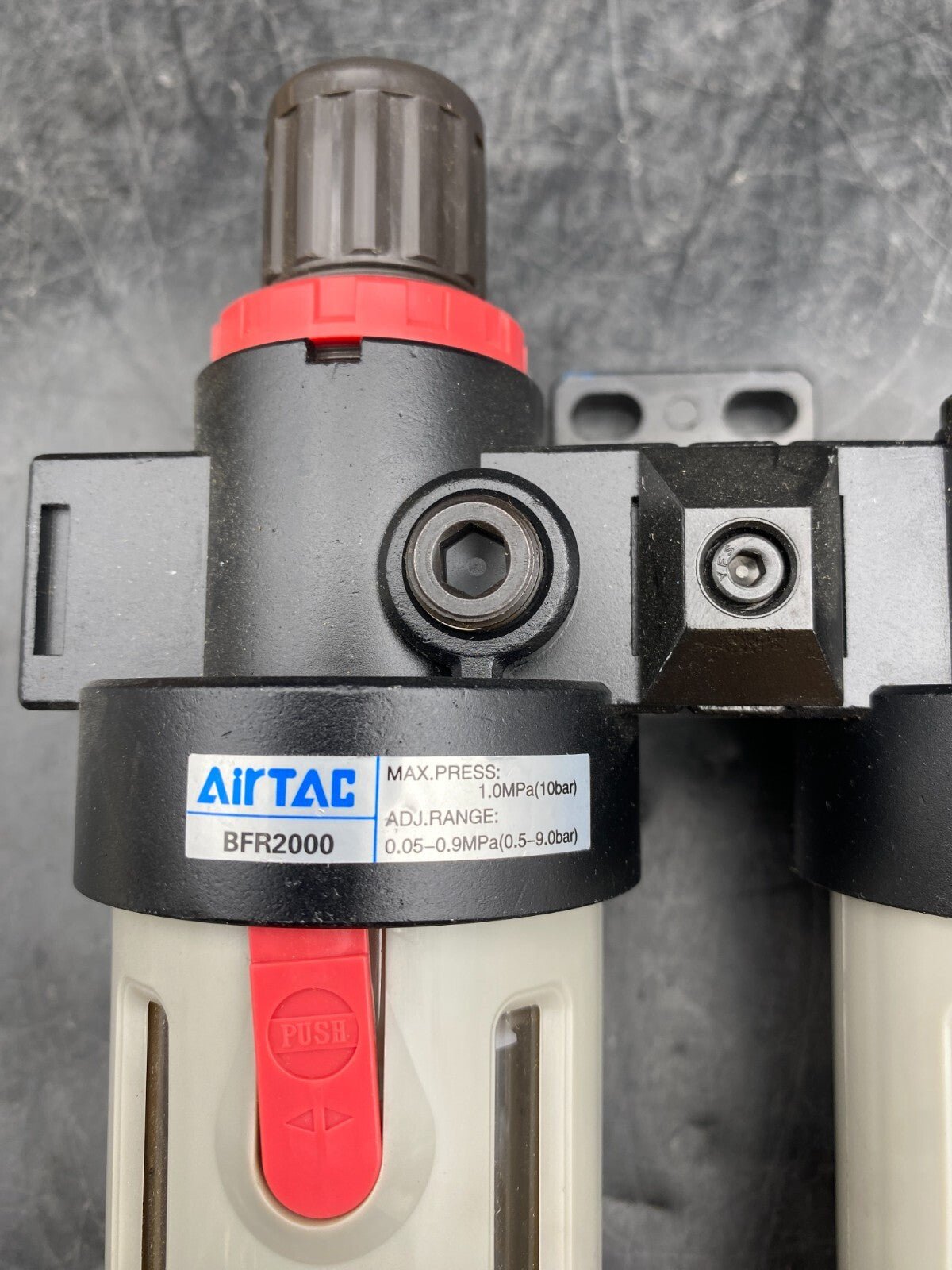 AIRTAC BFR2000 0.5 - 9.0 bar + BL2000 FILTRE - KLR Automation