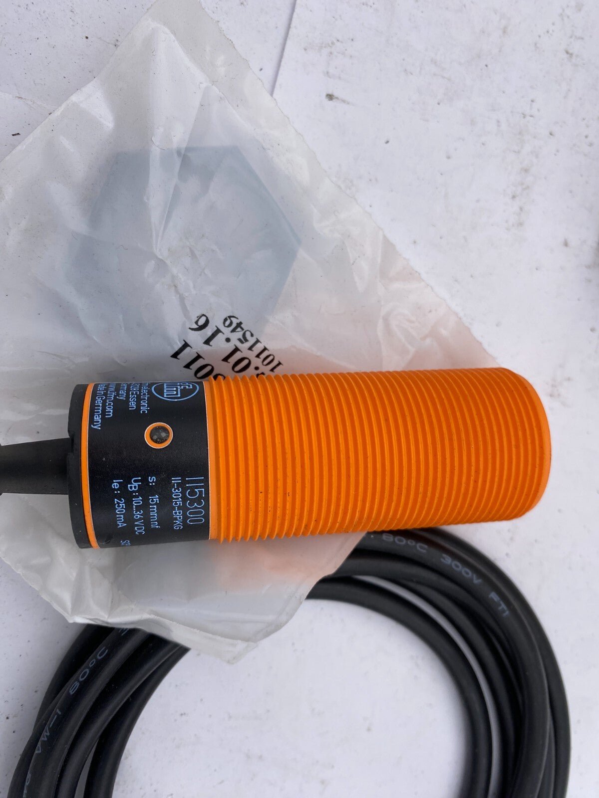 1pc x IFM ELECTRONIC II5300 II - 3015 - BPKG INDUCTIVE SENSORS - KLR Automation