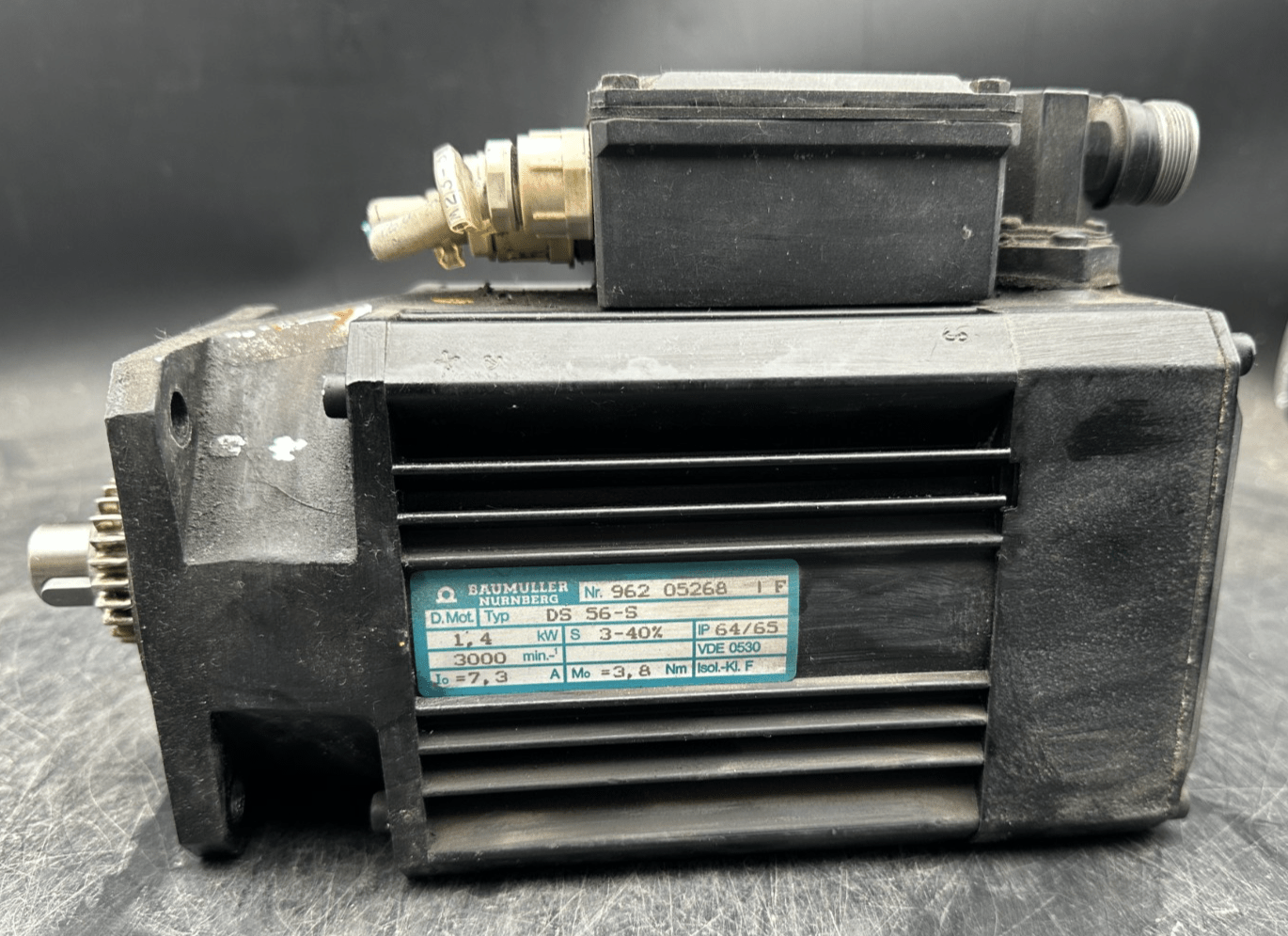 BAUMULLER DS 56 - S 1.4kW 3 - 40% 3000 min - 1 SERVO MOTEUR - KLR Automation