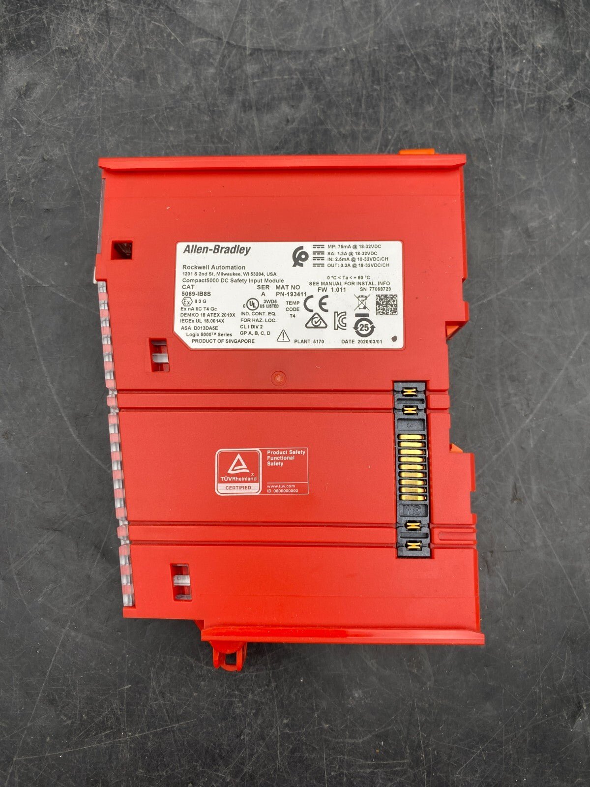 1 pc x ALLEN - BRADLEY Compact5000 DC intput Module 5069 - IB8S etat comme neuf - KLR Automation