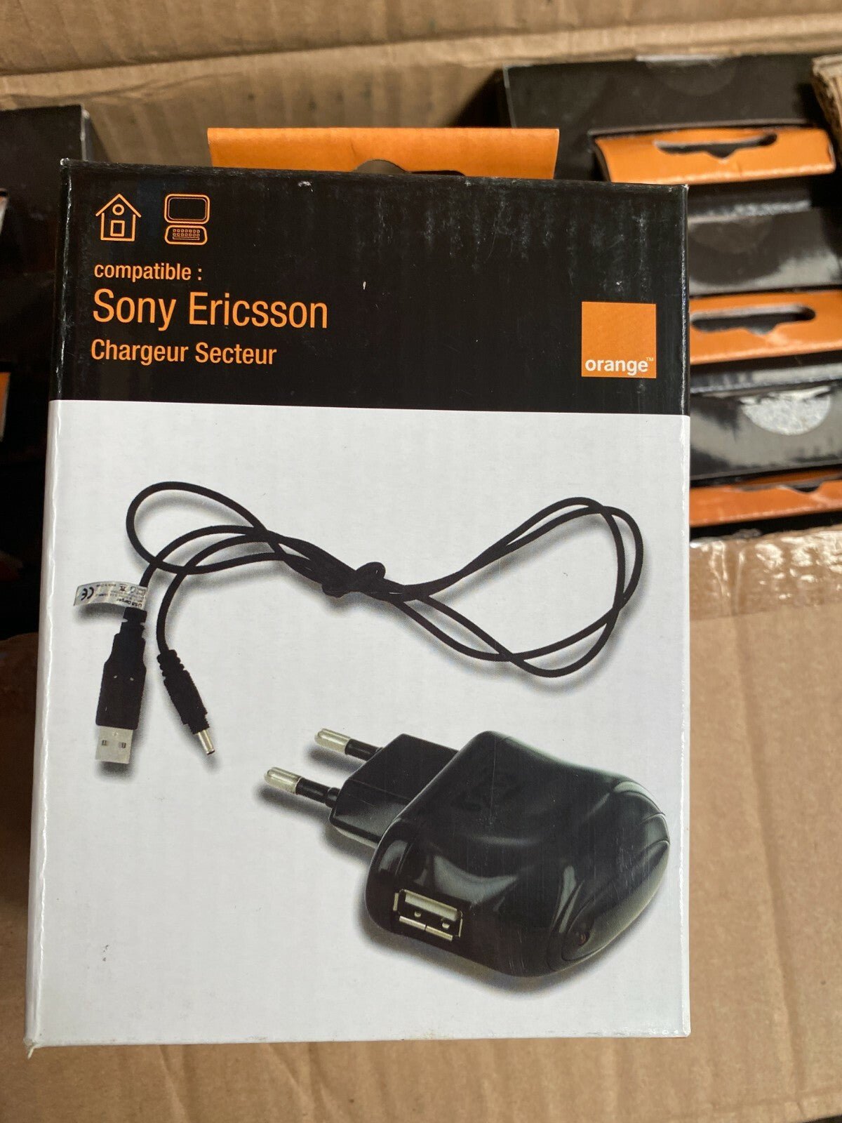 Lot de 100pc x chargeur Sony Ericsson Mobile phone charger NEW ORANGE product - KLR Automation
