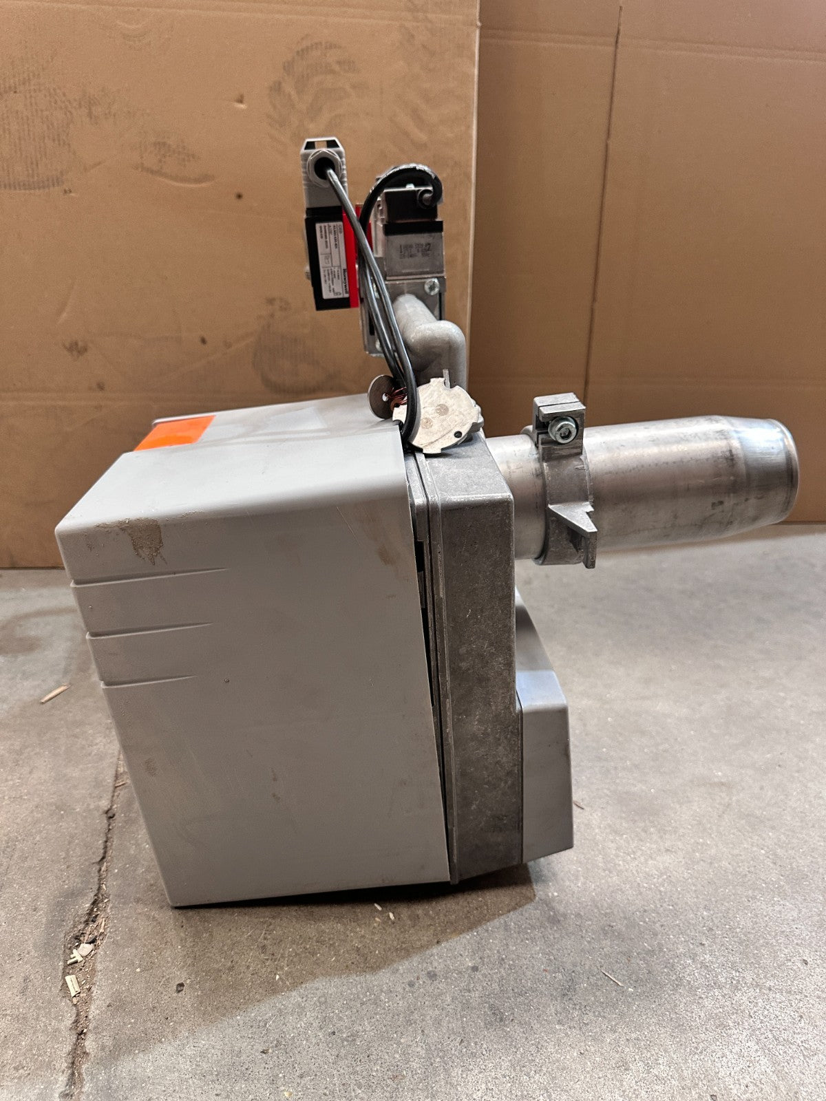 CUENOD NC4 GX107/8A P20 - 50 H3/8" RP1/2"/TC 3832023E - ABB - 005113015 - 40kW BRULEUR - KLR Automation
