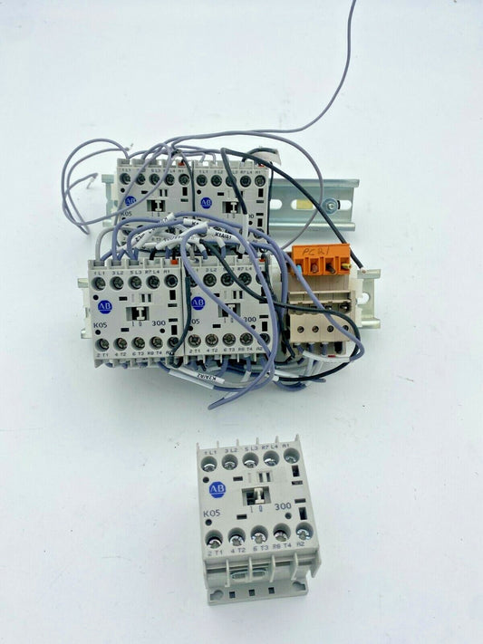 5pc x Allen-Bradley 100-K05*300 Miniature Contactor 690V 20A Series A