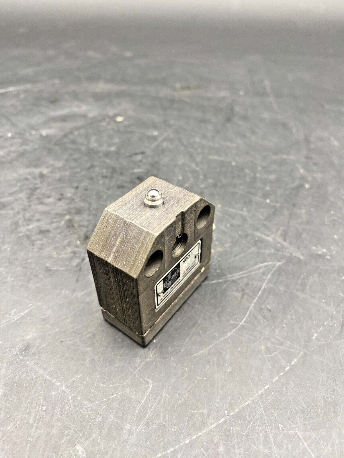 EUCHNER NB01 LIMIT SWITCH