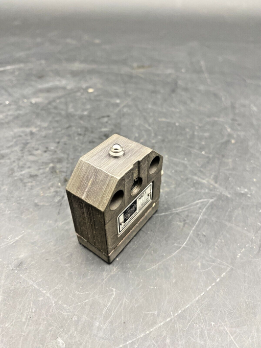 EUCHNER NB01 LIMIT SWITCH