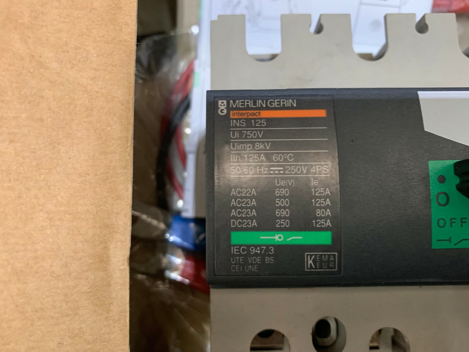 Merlin Gerin INS125 Interpact compact 125A 4 Pole Isolator Switch Disconnector