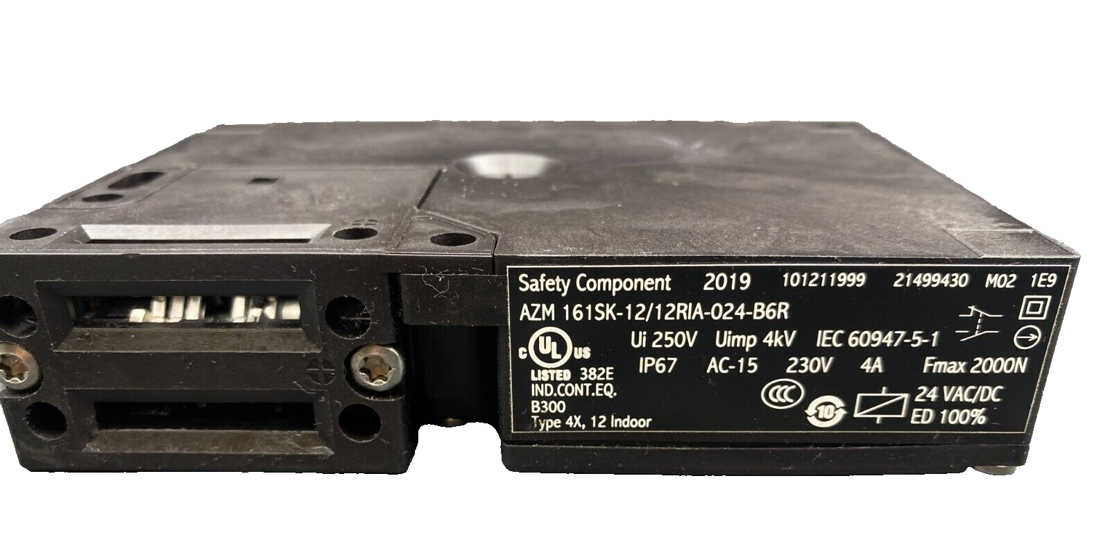 SCHMERSAL AZM 161SK-12/12RIA-024-B6R SAFETY SWITCH x1pc