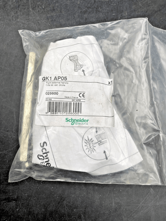 NEW SCHNEIDER ELECTRIC GK1AP05 RIGHT EXTERNAL HANDLE - KLR Automation