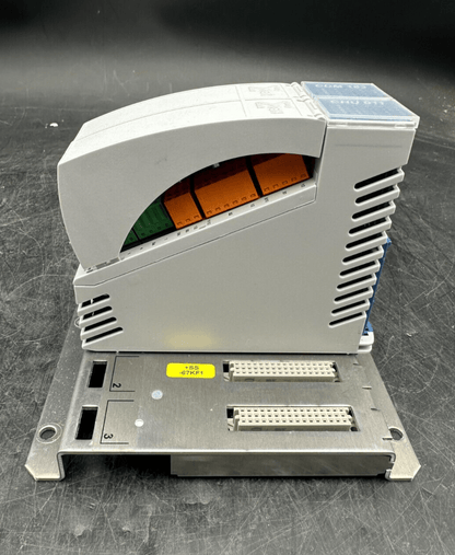 SIGMATEK CDM 163 + CHU 011 + CMB042 - KLR Automation