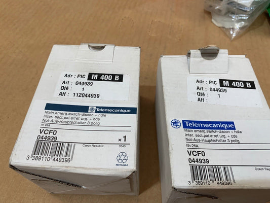 2 x TeSys VCF - inter. - sectionneur - 3P - 690V 25A - poignée rouge cadenassable - KLR Automation