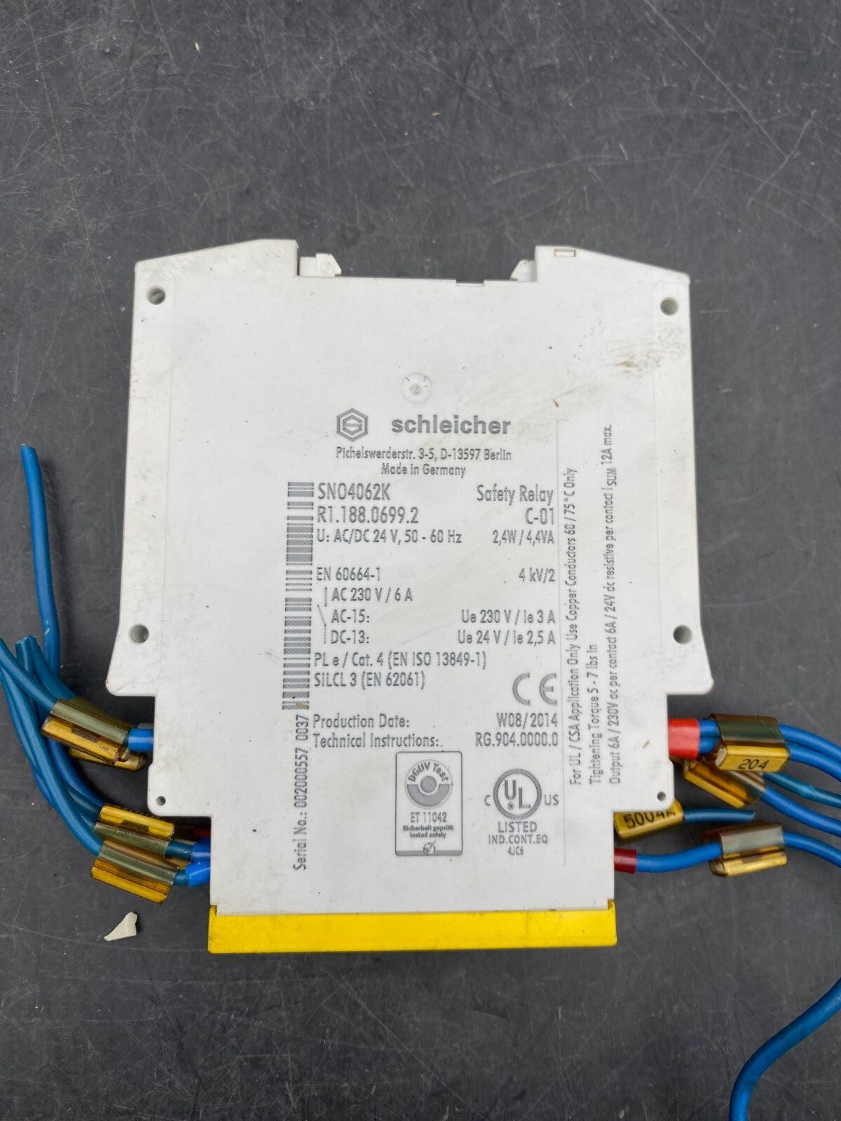 SCHLEICHER SNO 4062K R118806992 SAFETY RELAY