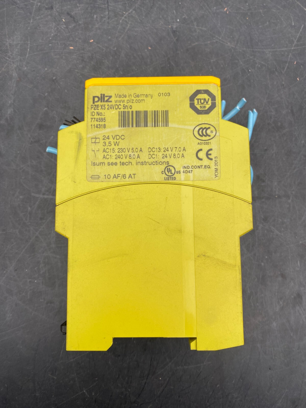 PILZ PZE X5 24VDC 5N/O 20501 SAFETY RELAY