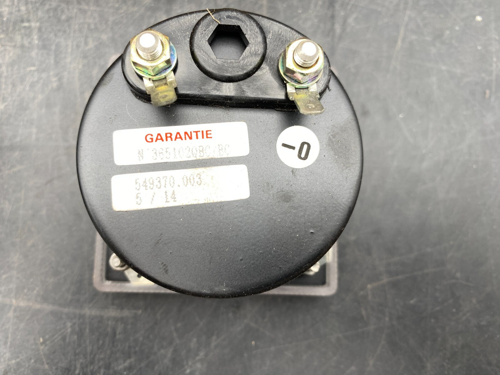 LOT DE 2 CHAUVIN ARNOUX 533325 001 549370 003 VOLTMETRE - KLR Automation