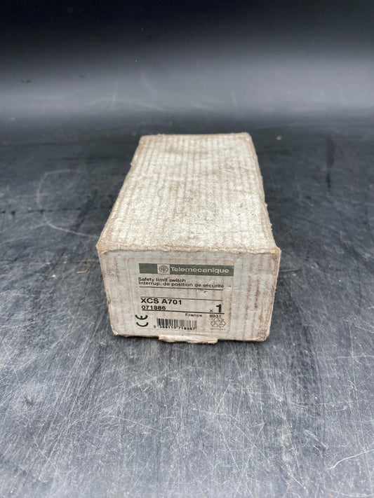 TELEMECANIQUE XCSA701 071886 INTERRUPTEUR DE POSITION DE SECURITE - KLR Automation