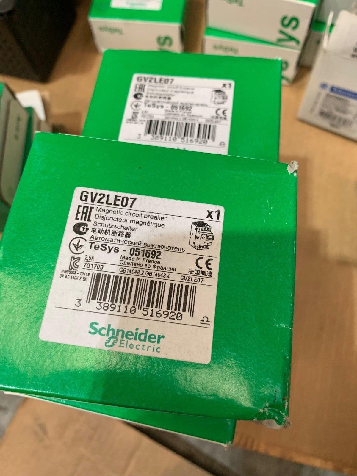 1 x SCHNEIDER GV2LE07 TESYS CIRCUIT BREAKER MAGNETIC 2.5A SCREW CLAMP