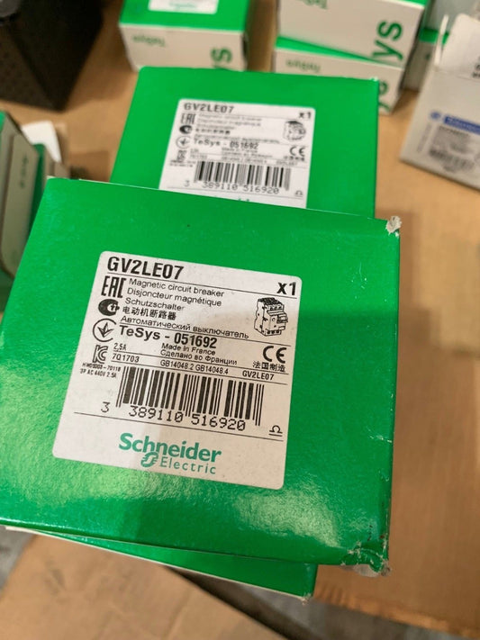 1 x SCHNEIDER GV2LE07 TESYS CIRCUIT BREAKER MAGNETIC 2.5A SCREW CLAMP
