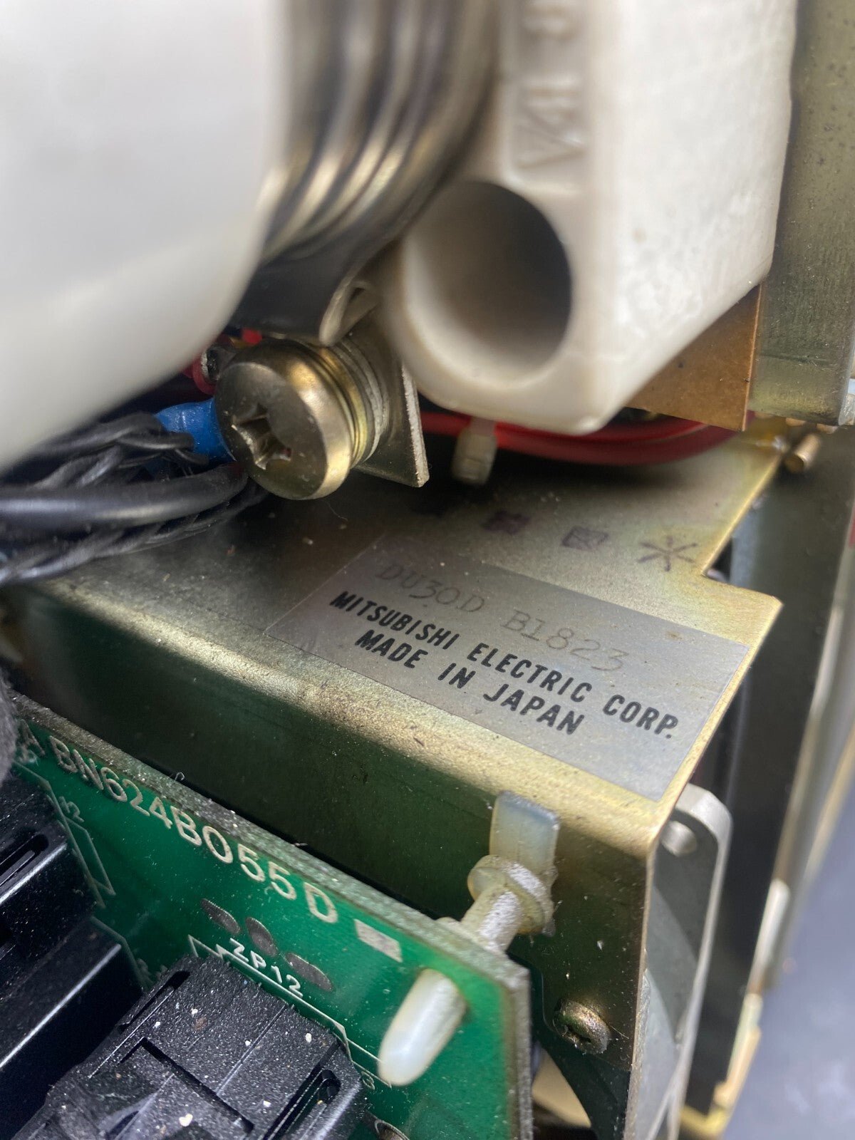 MITSUBISHI POWER SUPPLY DU30D B1823 + NF30 - SB + SR - 50RM + SR - 40RM + TR - 15ABN624B - KLR Automation