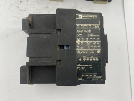 LOT OF 3 TELEMECANIQUE LC1 D2501 CONTACTOR - KLR Automation