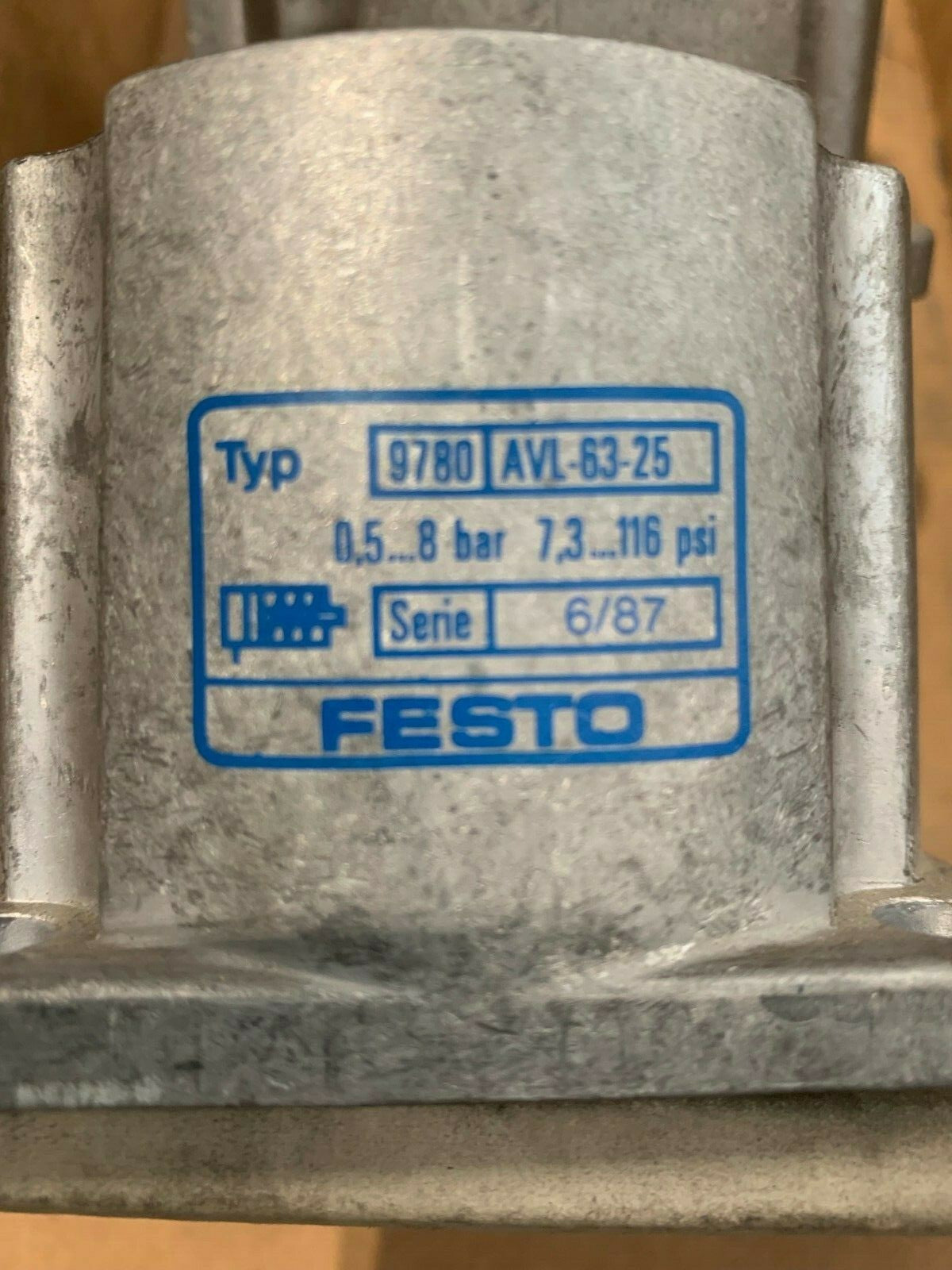  1x Old Stock Festo  AVL-63-25 Short Stroke Cylinder 9780