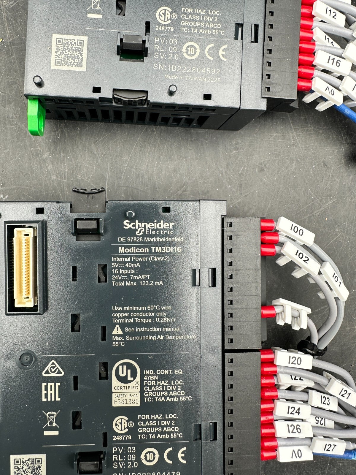 1pc x Schneider Electric MODICON TM3DI16 état neuf. Jamais servi