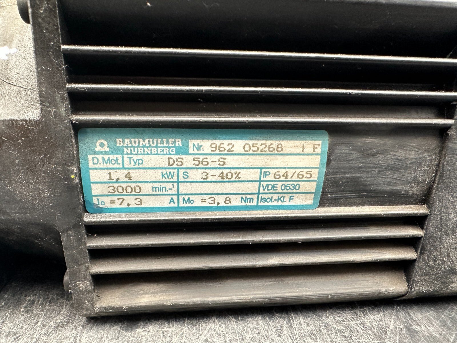 BAUMULLER DS 56 - S 1.4kW 3 - 40% 3000 min - 1 SERVO MOTEUR - KLR Automation
