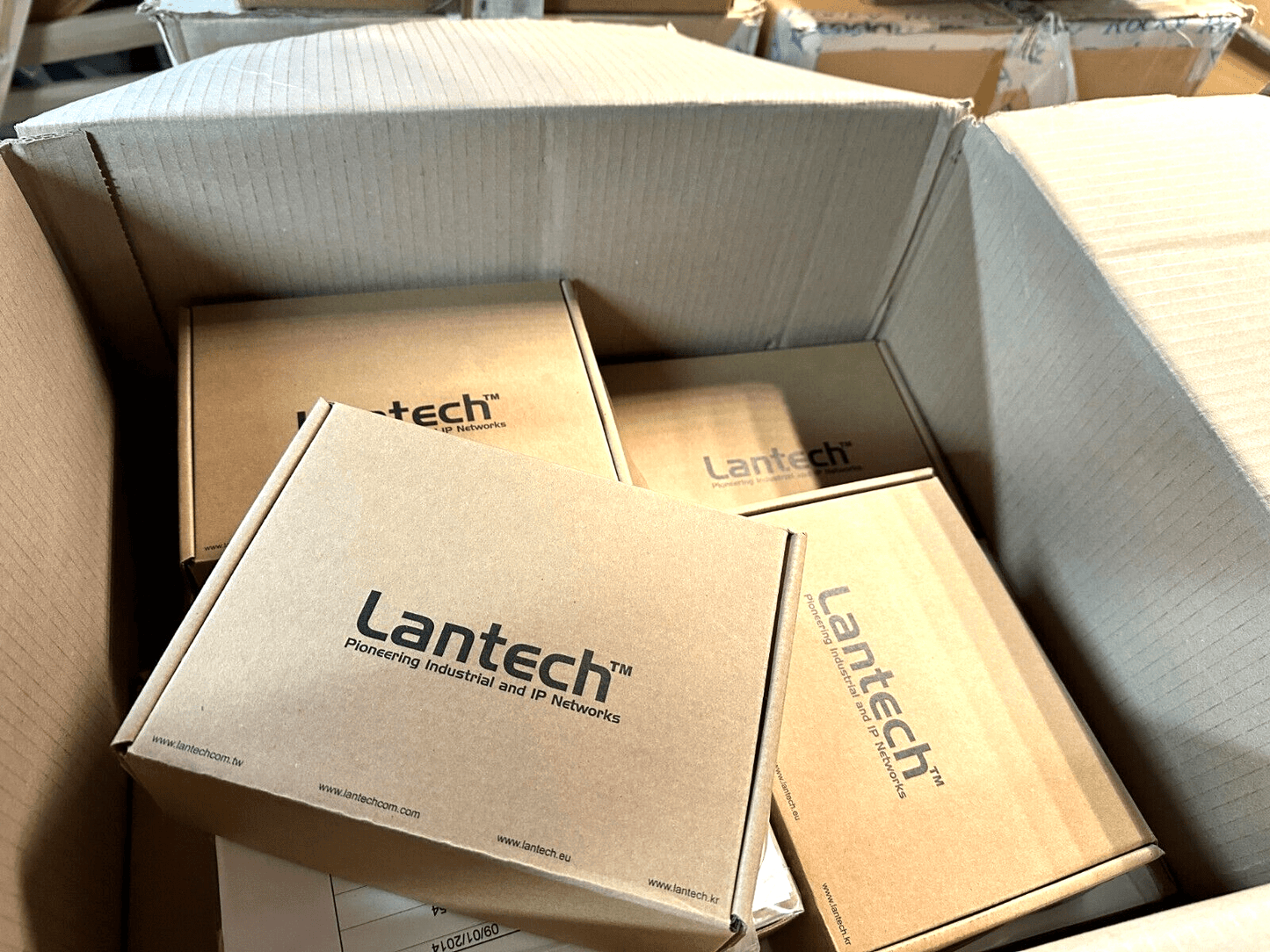 1pc x Switch industriel Lantech IGS - 0008T - KLR Automation