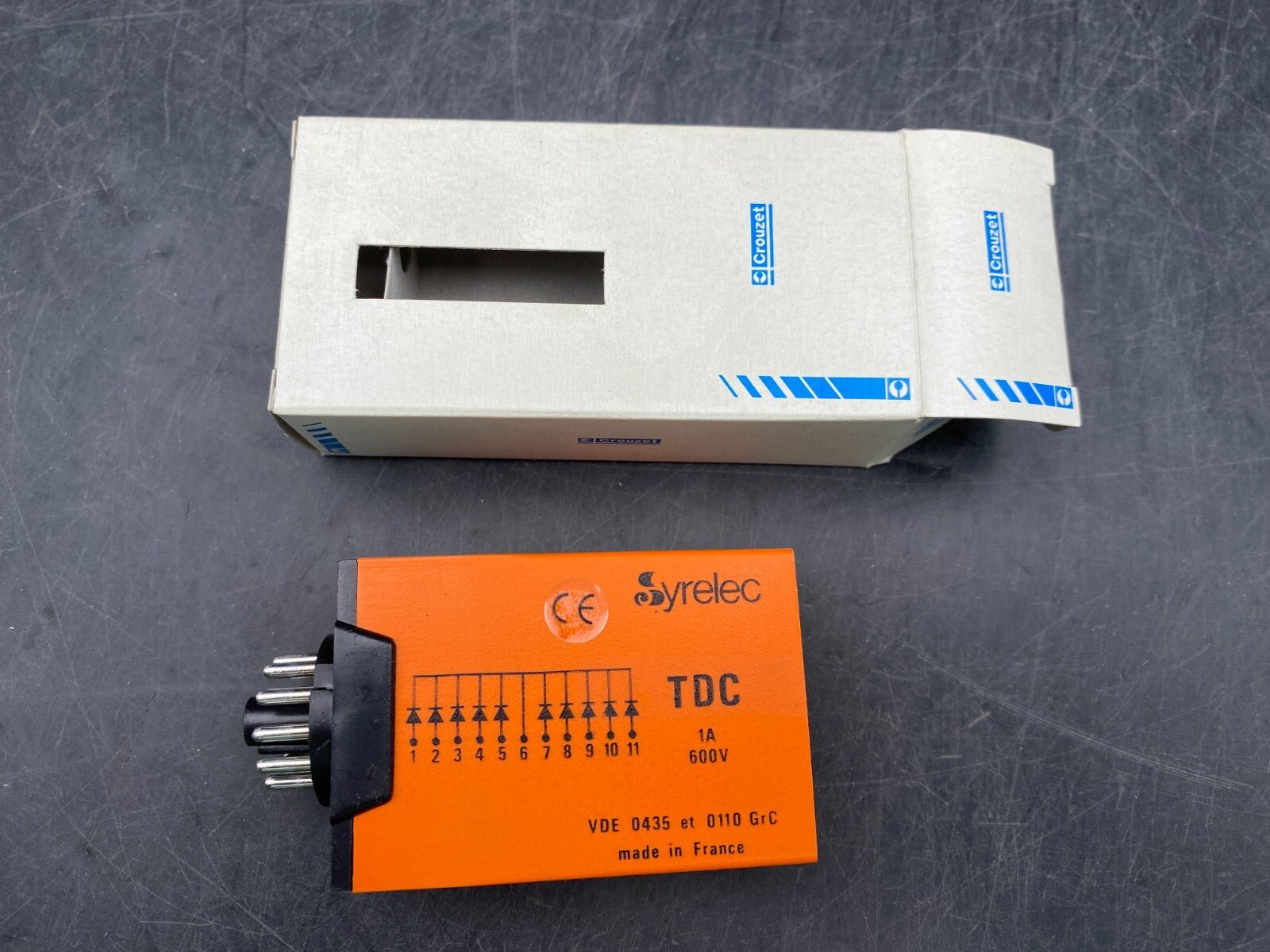 LOT OF 3 NEW CROUZET SYRELEC TDC - KLR Automation