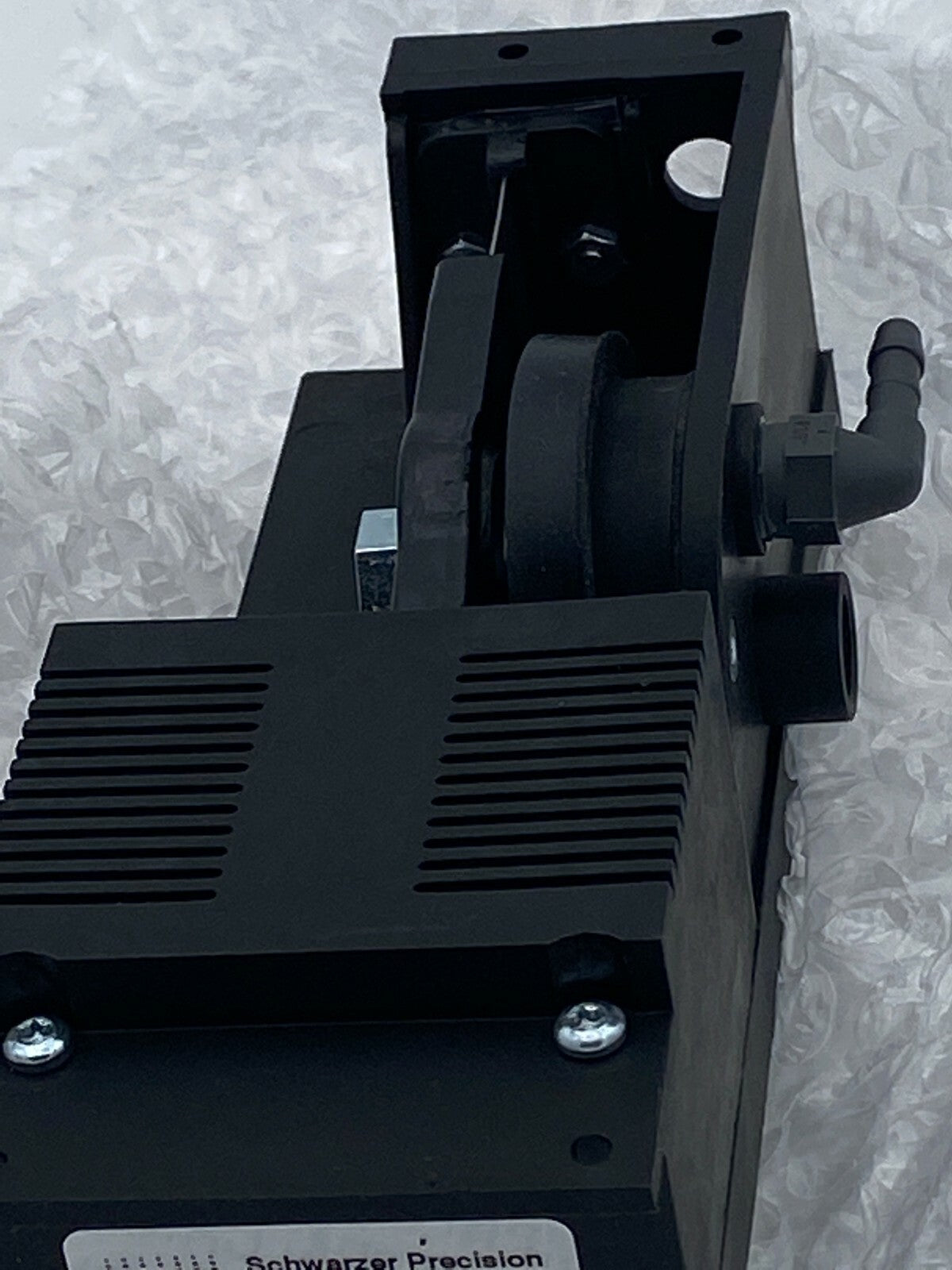 SP 300 SA - D - Schwarzer Precision Pump compressor - KLR Automation
