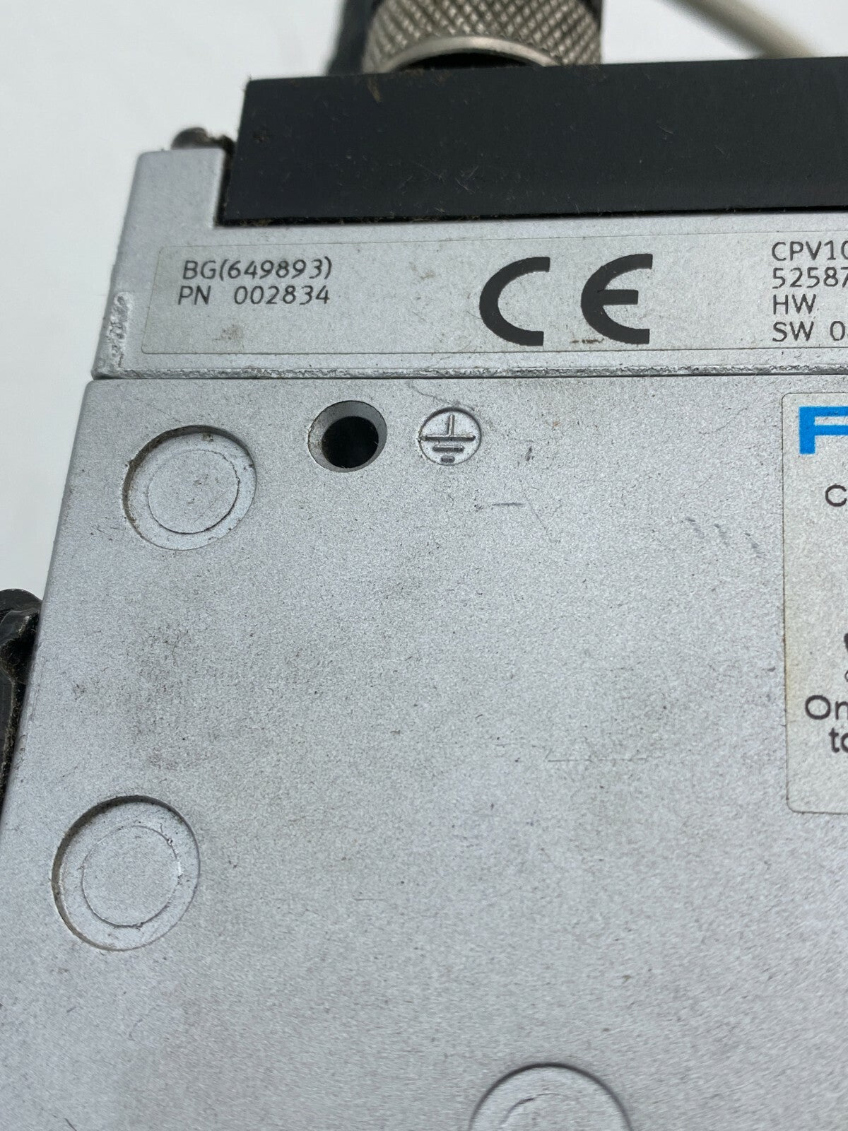 FESTO CPV10-GE-CO2-8 525876 + 7pc 161416 + cpv-10-vi 90700 fba-2-m12-5pol 525632