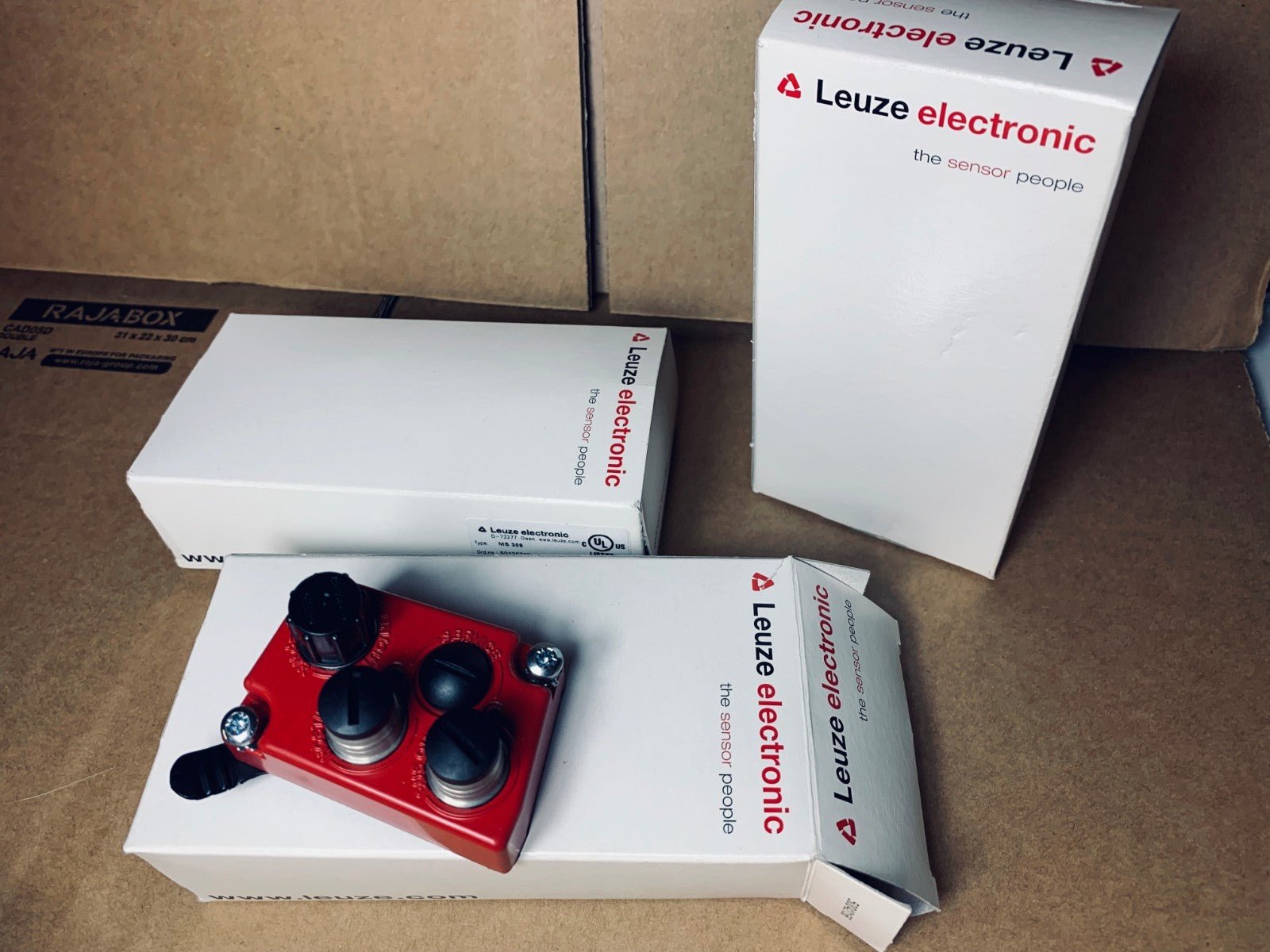 1 x . Leuze MS 358: Connection Unit – 50120797 - KLR Automation