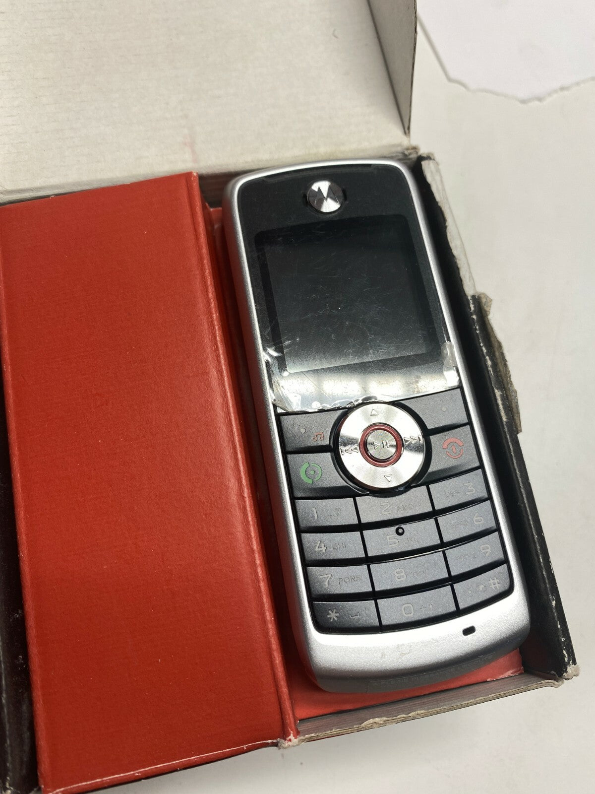 MOTOROLA W230 Mobile Phone Old Stock Rare collectors Mobile Phone cell GSM 1 - KLR Automation