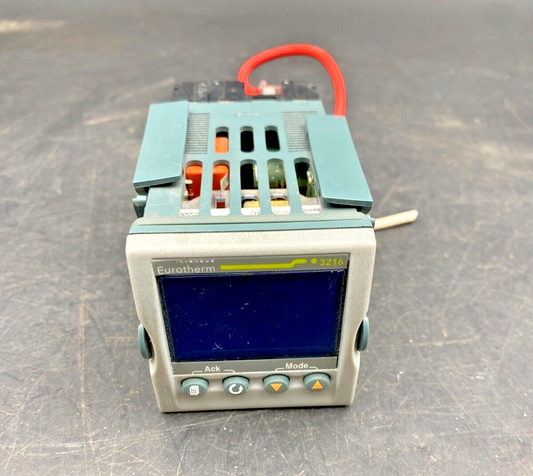 EUROTHERM 3216 3216I/AL/VH/LRXX/X/XXX/S/FRA/FRA TEMPERATURE CONTROLLER