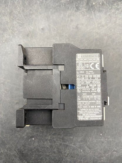 LOT DE TELEMECANIQUE 13 x LC1D0910 CONTACTOR + 5 x LR2D13