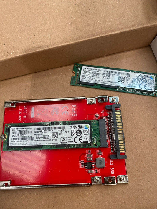 Startech.com Adaptateur PCIe M.2 U.2 SFF - 8639 + SSD 256Gb MZ - NTY2560 + VLW2560 - KLR Automation