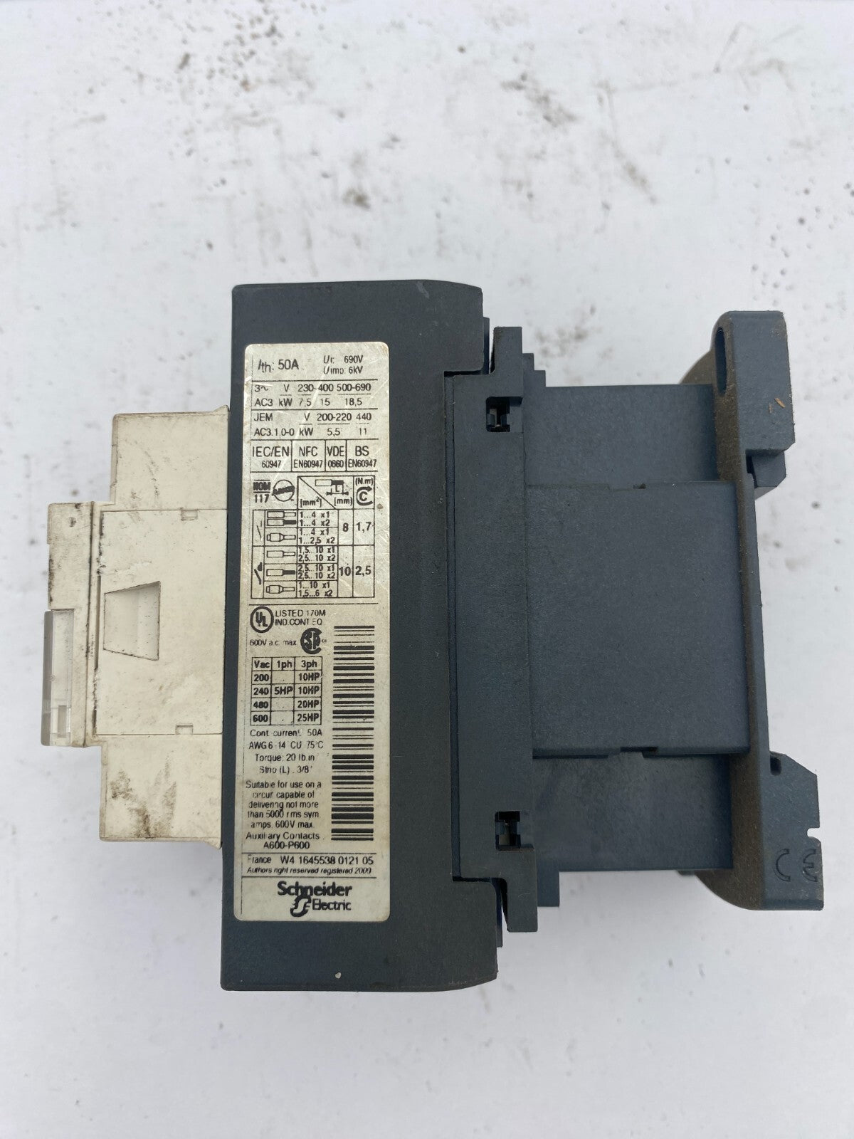 TELEMECANIQUE SQUARE D LC1 D09 10 (x2) + LC1 D12 10 (x2) + LC1 D32 CONTACTOR