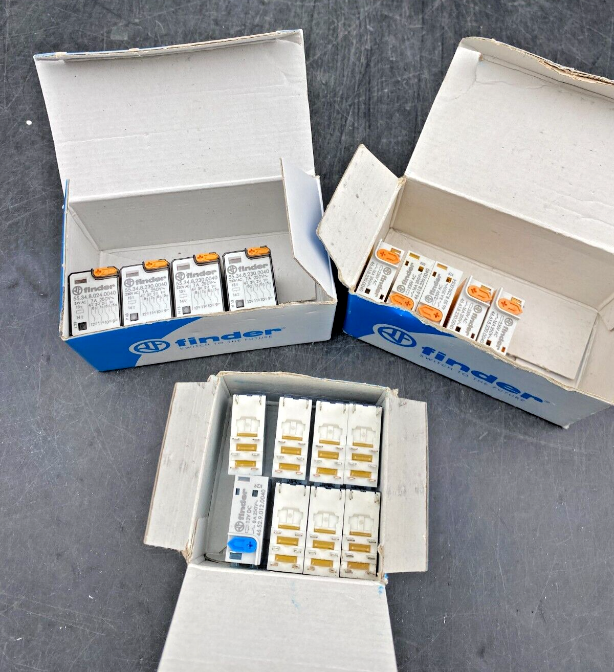 SET OF RELAY FINDER 553482300040 4 pc + 465282300054 5 pc + 465290120040 8 pc