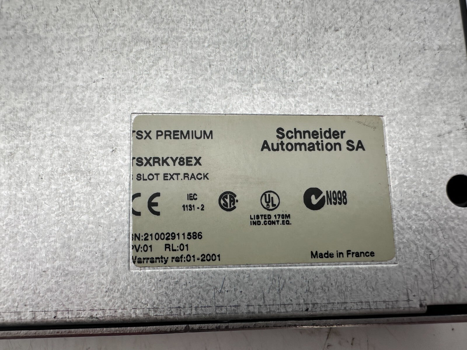 SCHNEIDER ELECTRIC TSXRKY8EX 8 SLOT EXT RACK PV 01 RL 01 - KLR Automation