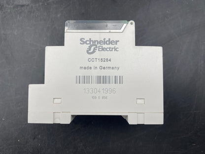 LOT OF 2 SCHNEIDER ELECTRIC CCT15284 IC2000 230 - 240V SENSITIVE SWITCH - KLR Automation
