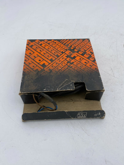 1 pc x IFM Electronic Efector KB-3020LANOG Capteur capacitif